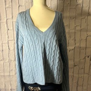 NWOT Gobi Mongolian 100% Cashmere size M - v neck, cable knit bell sleeve